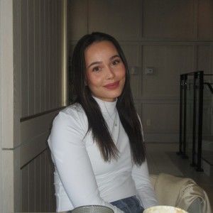 Meet your Posher, Isabelle